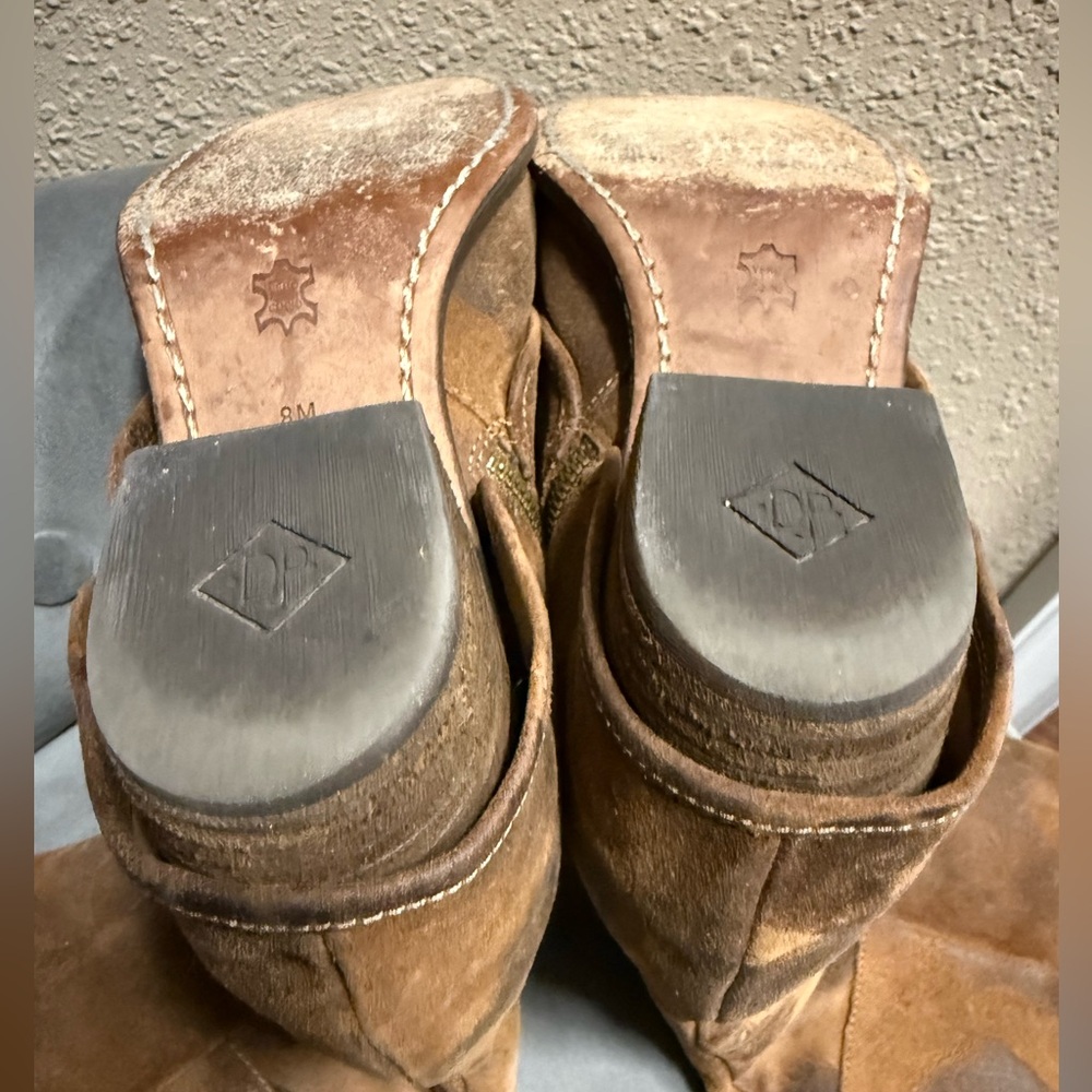 Donald J. Pliner Devi Brown Leather Boots 8 - Picture 4 of 6
